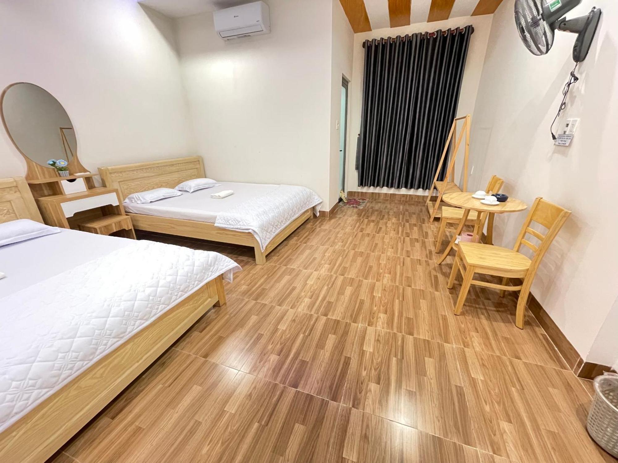 Ha Linh Motel فونج تاو المظهر الخارجي الصورة