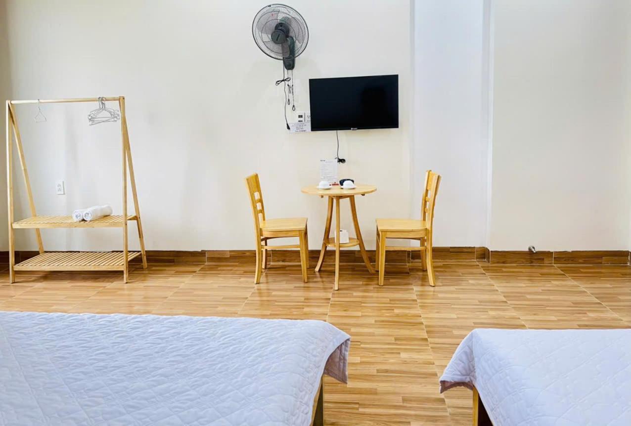 Ha Linh Motel فونج تاو المظهر الخارجي الصورة